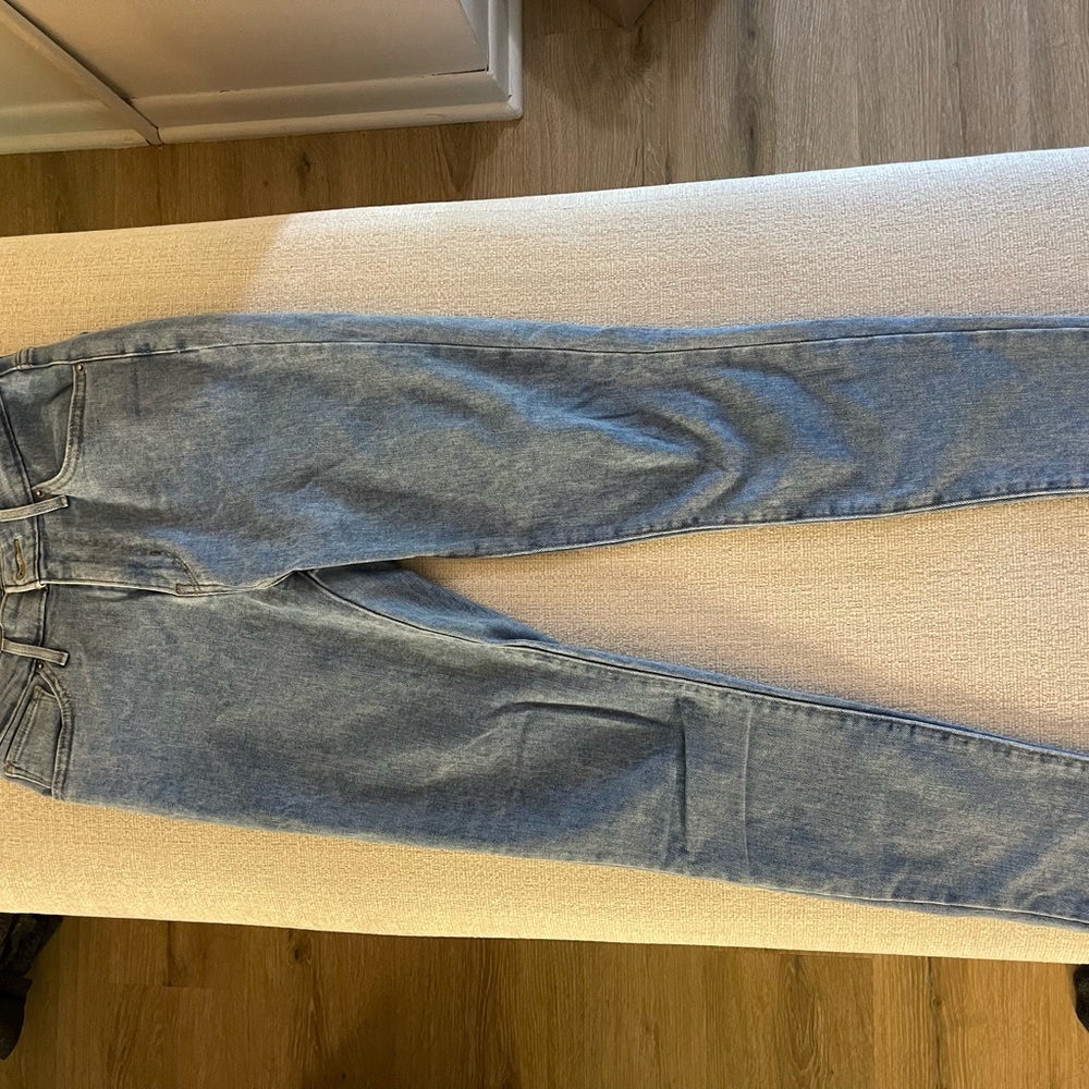 Light Blue Denim Levi Jeans